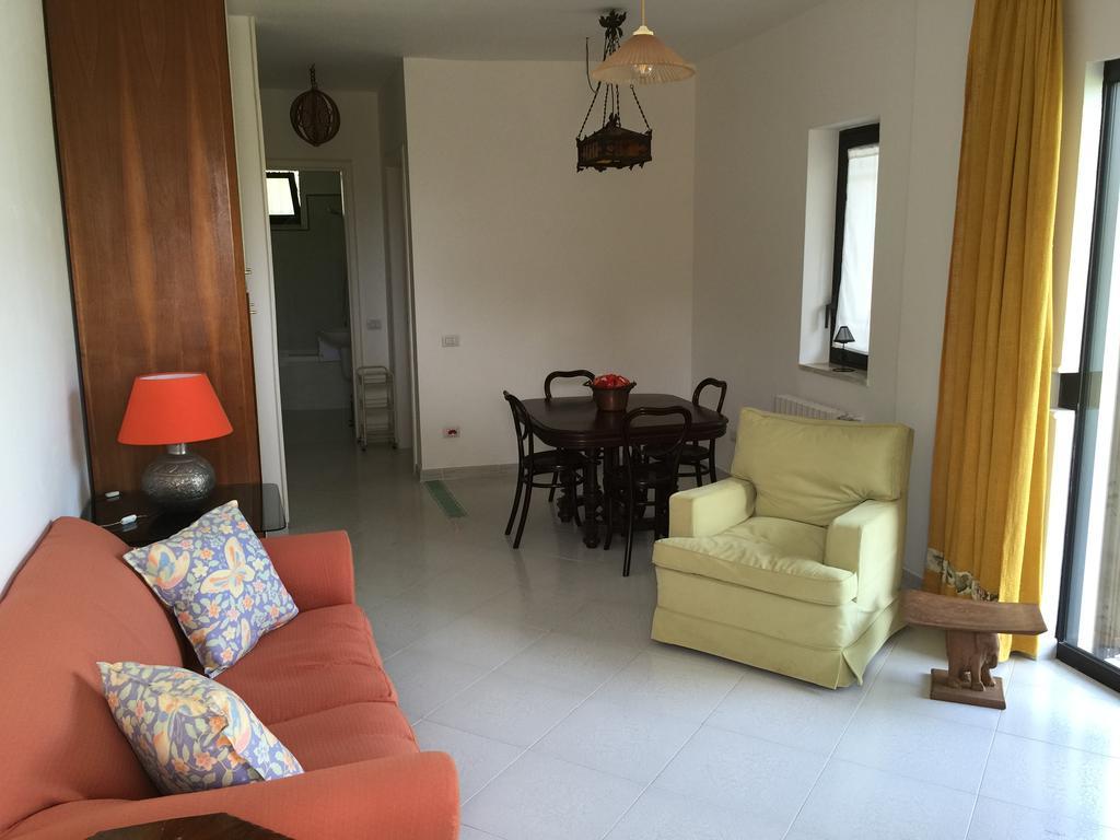 Neranya Apartment Massa Lubrense Room photo